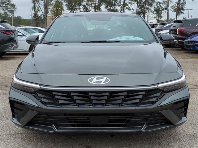 Hyundai Elantra Sel Sport Premium Fwd 4D Sedan - Thumbnail 10