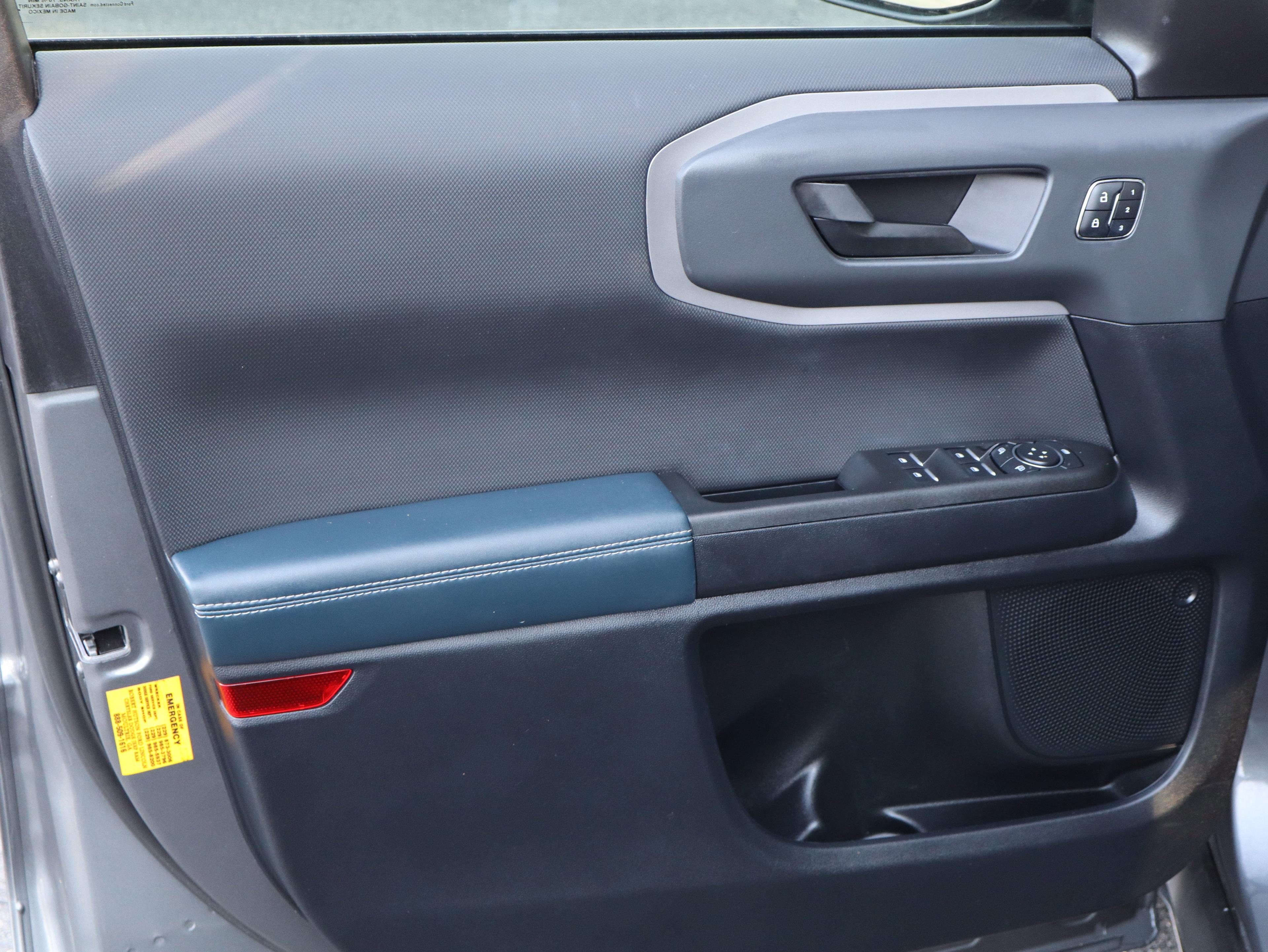 Ford Bronco Sport Outer Banks 4-Wheel Drive Sport Utility - Thumbnail 19