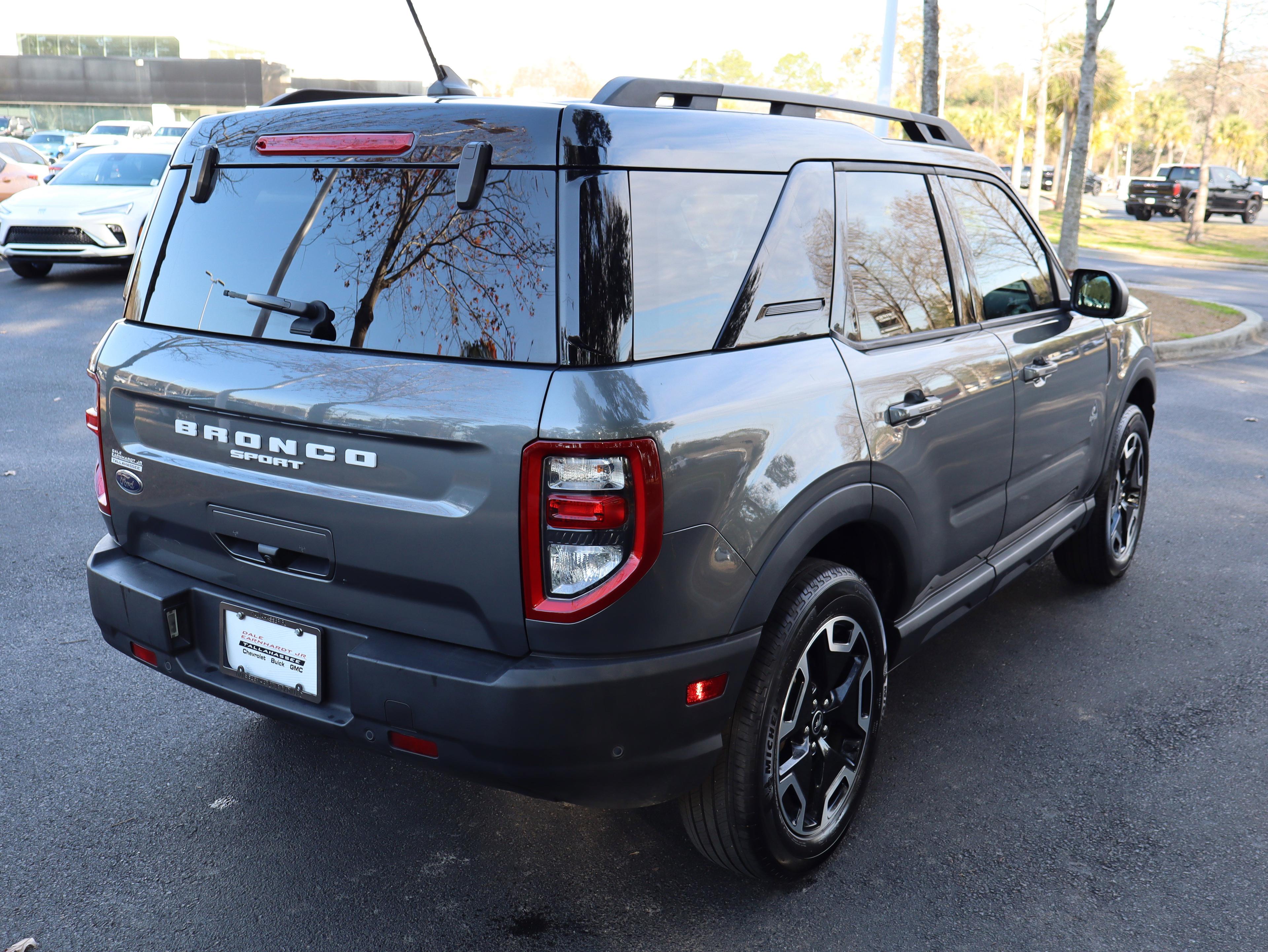 Ford Bronco Sport Outer Banks 4-Wheel Drive Sport Utility - Thumbnail 9