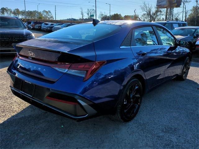 Hyundai Elantra Sel Sport Premium Fwd 4D Sedan - Thumbnail 6