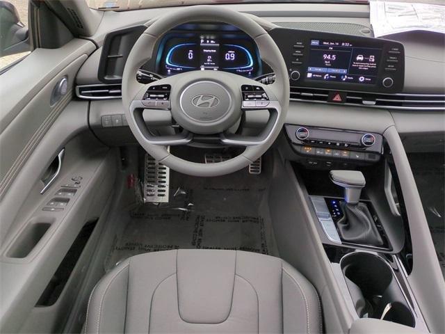 Hyundai Elantra Sel Sport Premium Fwd 4D Sedan - Thumbnail 16