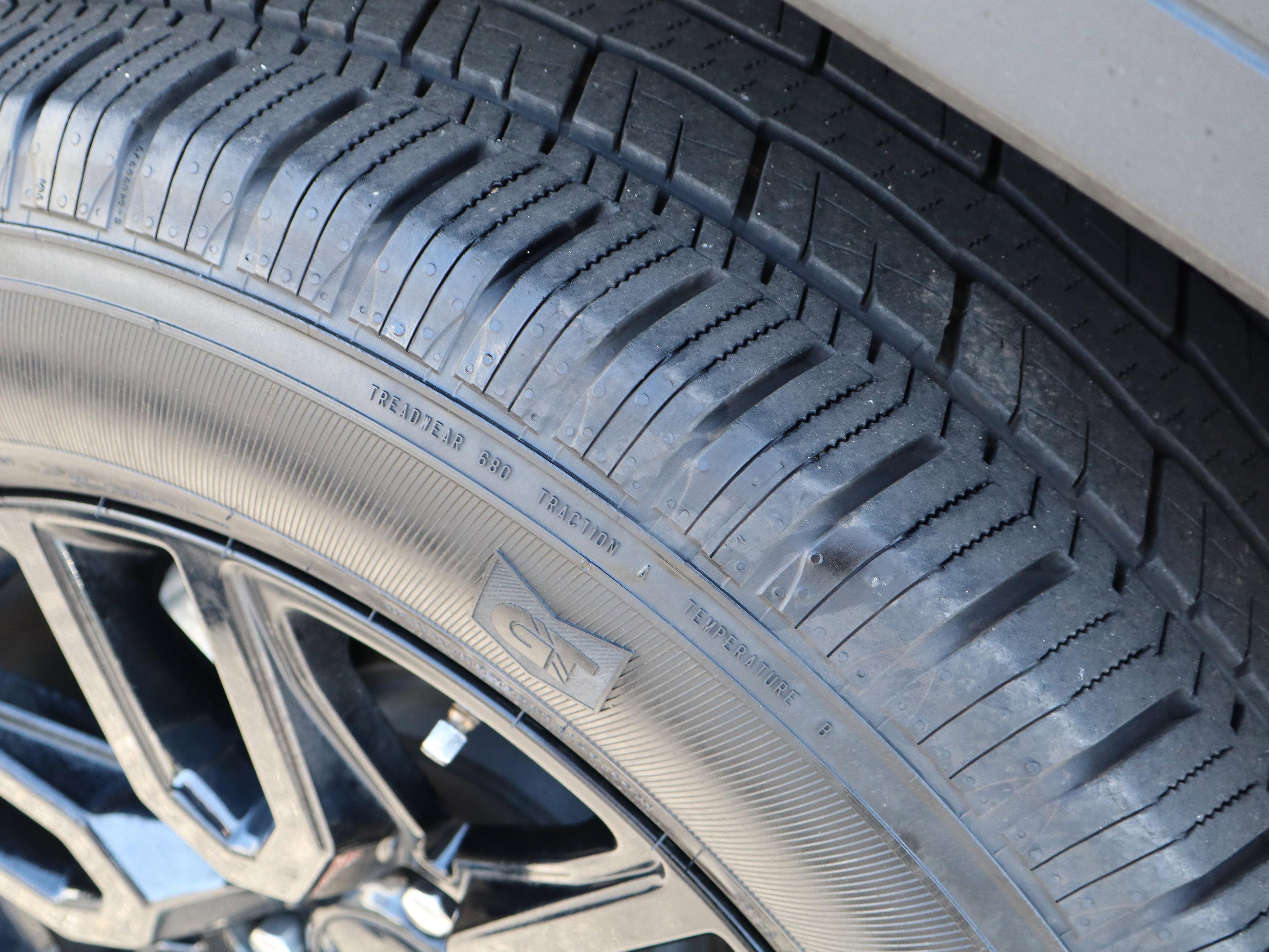 GMC Sierra 1500 Limited Elevation Four Wheel Drive Double Cab - Thumbnail 13