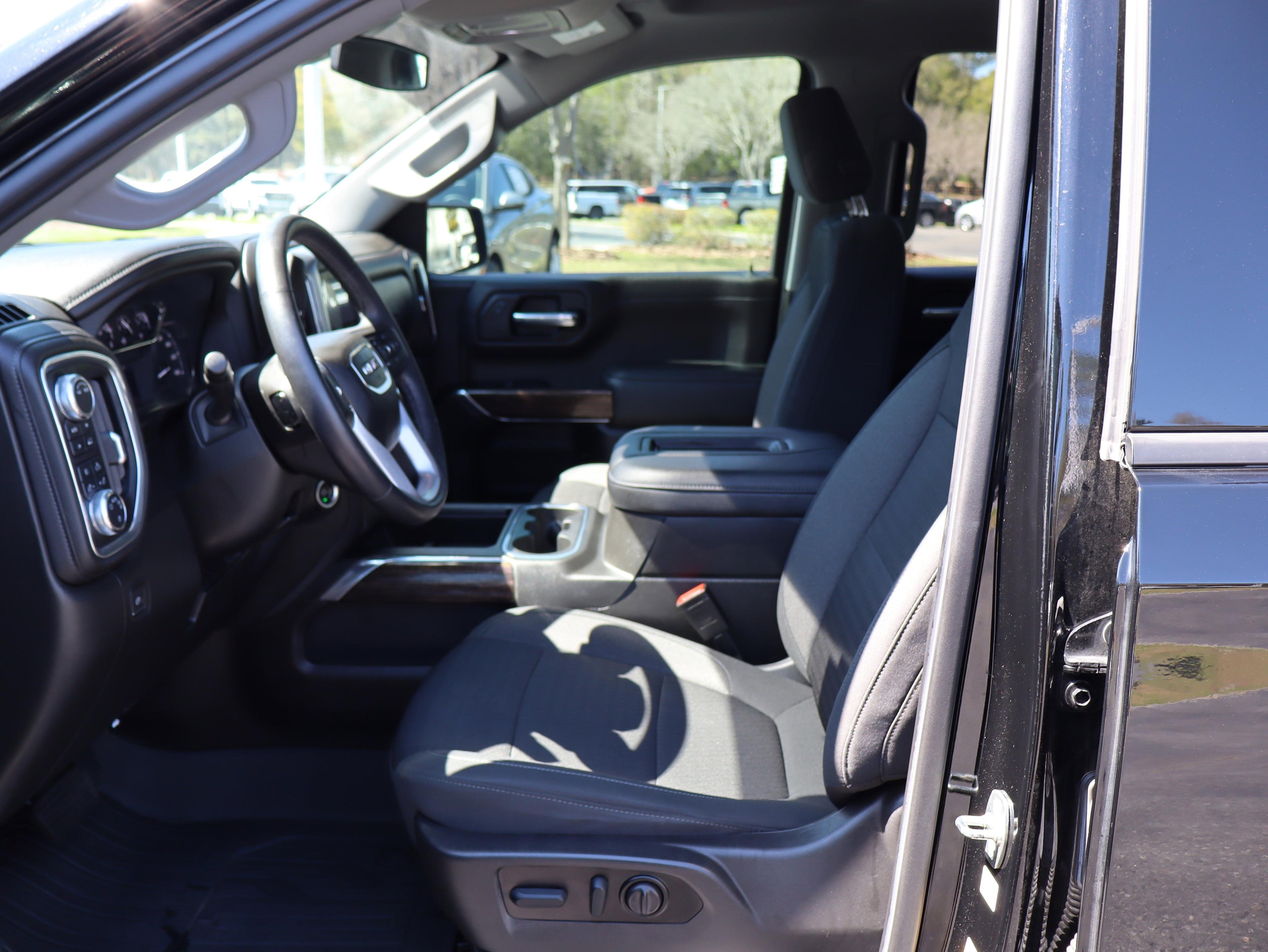 GMC Sierra 1500 Limited Elevation Four Wheel Drive Double Cab - Thumbnail 20