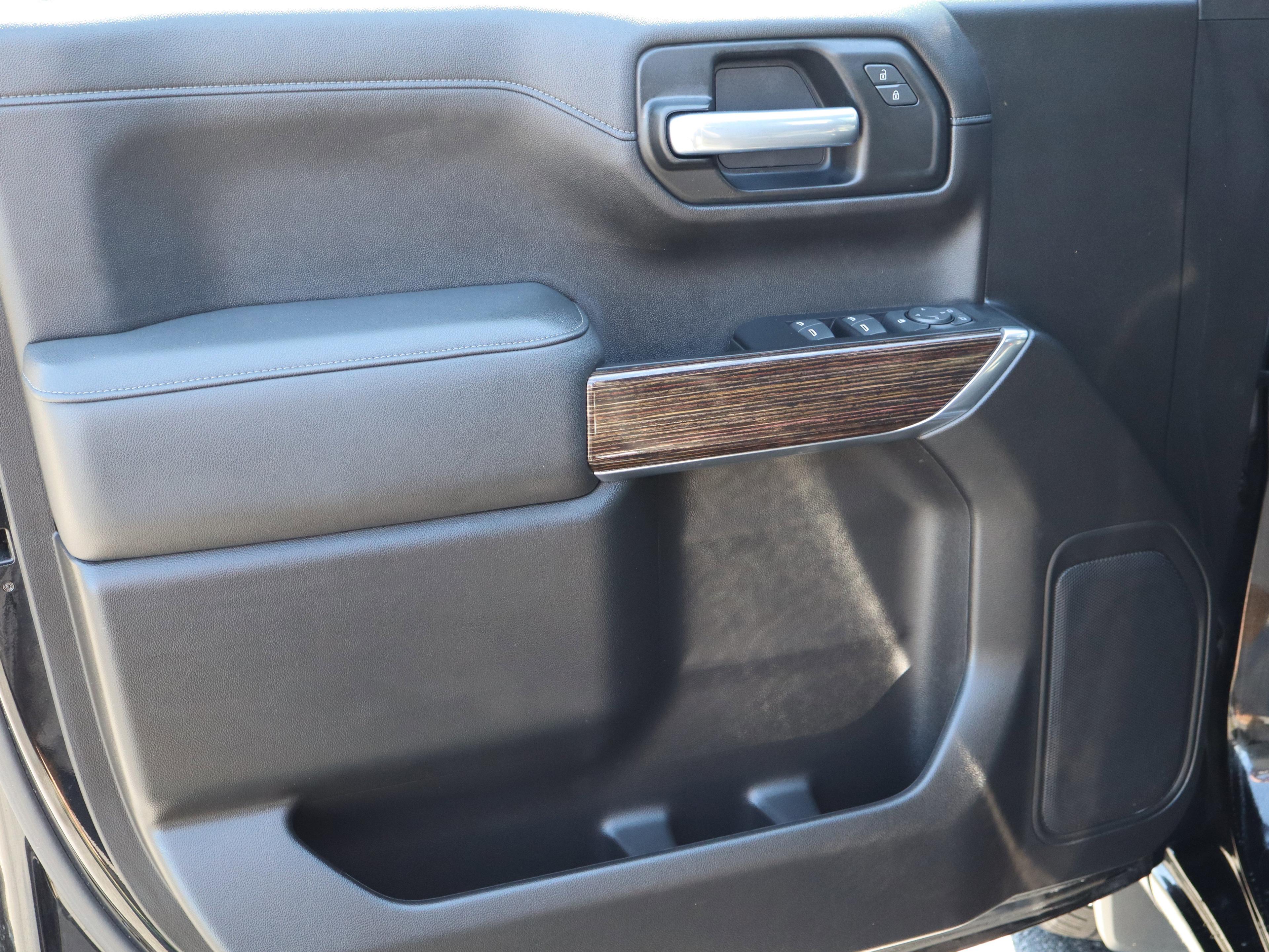 GMC Sierra 1500 Limited Elevation Four Wheel Drive Double Cab - Thumbnail 18