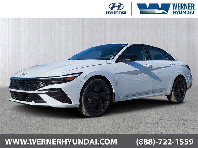 Hyundai Elantra Sel Sport Premium Fwd 4D Sedan - Thumbnail 2