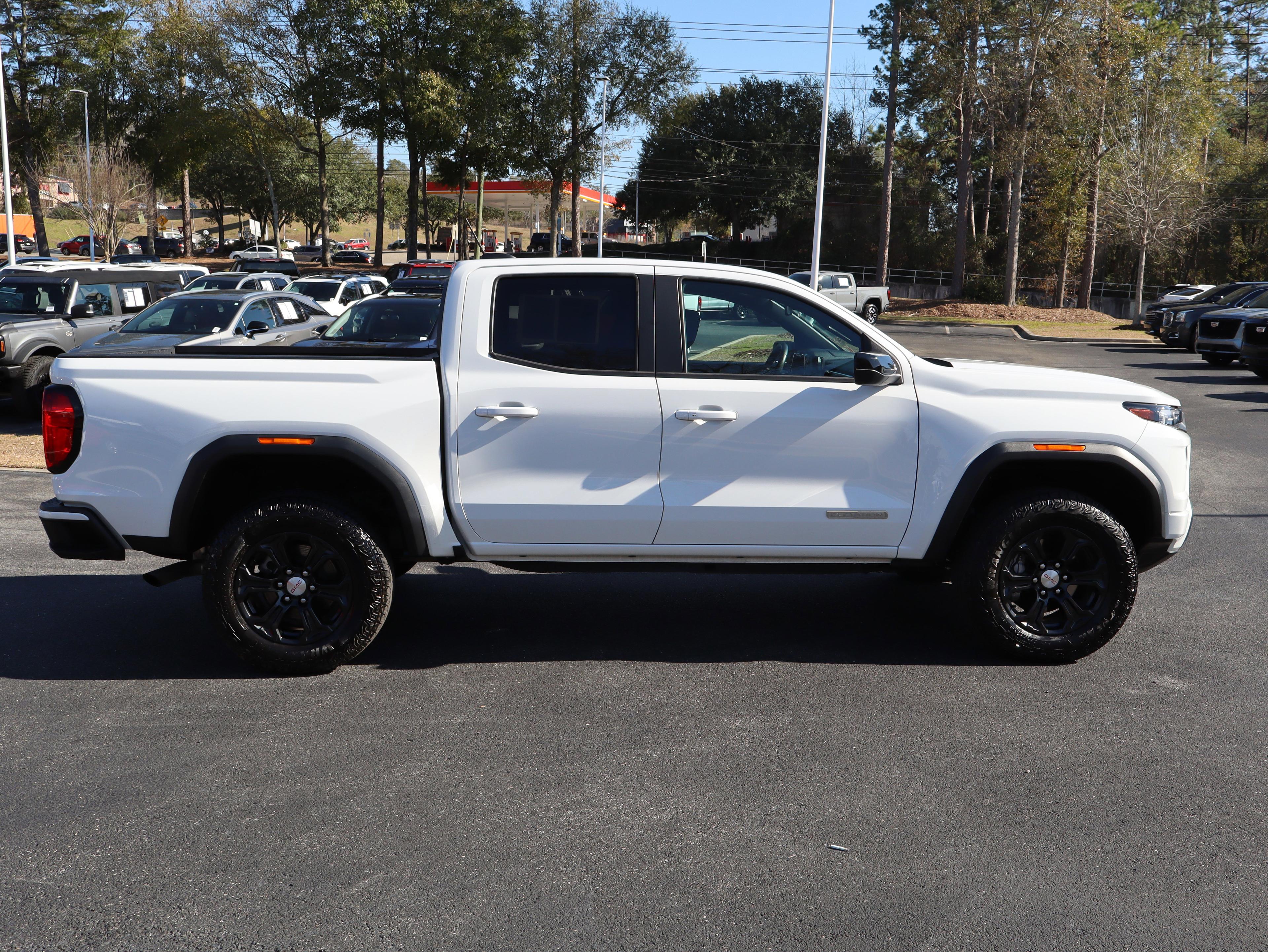 GMC Canyon Elevation Rear Wheel Drive Crew Cab - Thumbnail 7