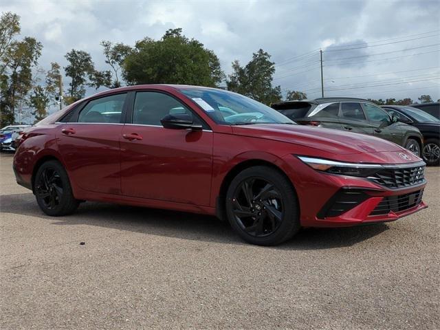 Hyundai Elantra Sel Sport Premium Fwd 4D Sedan - Thumbnail 4