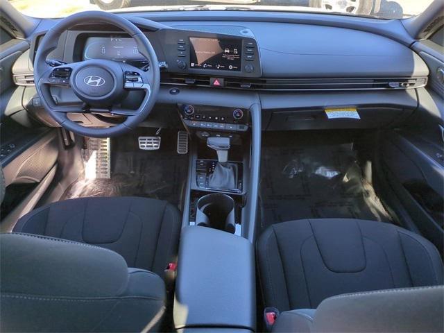 Hyundai Elantra Sel Sport Premium Fwd 4D Sedan - Thumbnail 15