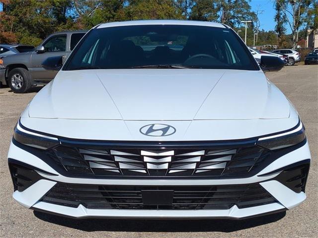 Hyundai Elantra Sel Sport Premium Fwd 4D Sedan - Thumbnail 10