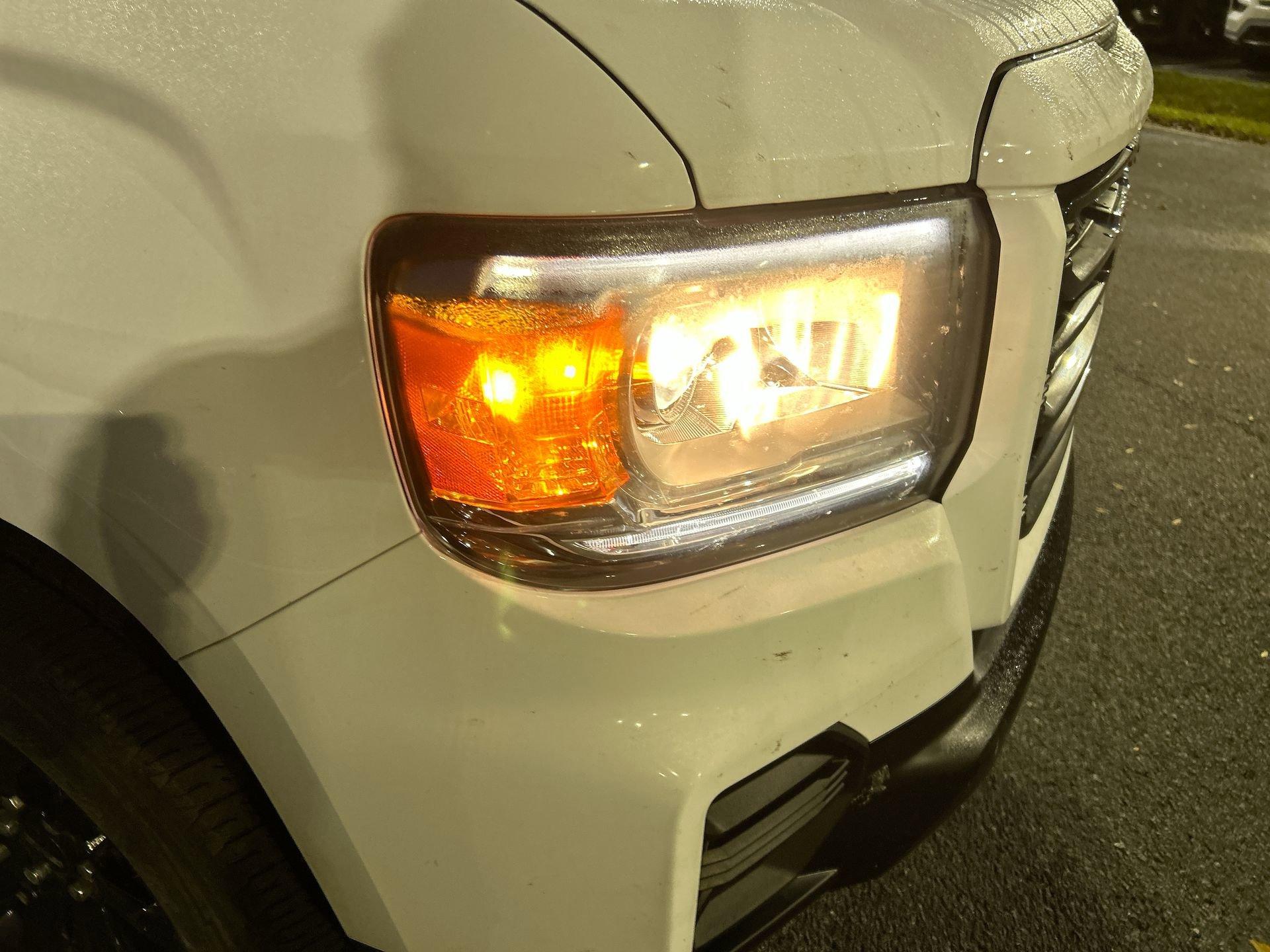 GMC Canyon Elevation Standard Rear Wheel Drive Crew Cab - Thumbnail 11