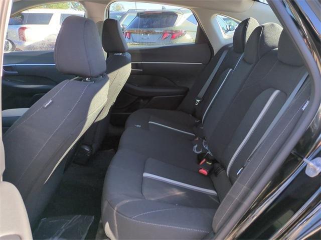 Hyundai Sonata Se Fwd 4D Sedan - Thumbnail 14
