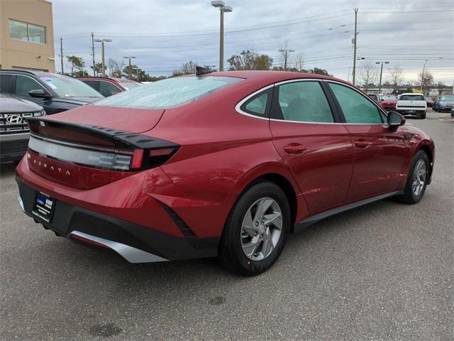 Hyundai Sonata Se Fwd 4D Sedan - Thumbnail 6