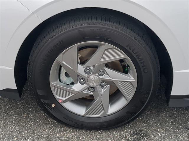 Hyundai Sonata Se Fwd 4D Sedan - Thumbnail 12