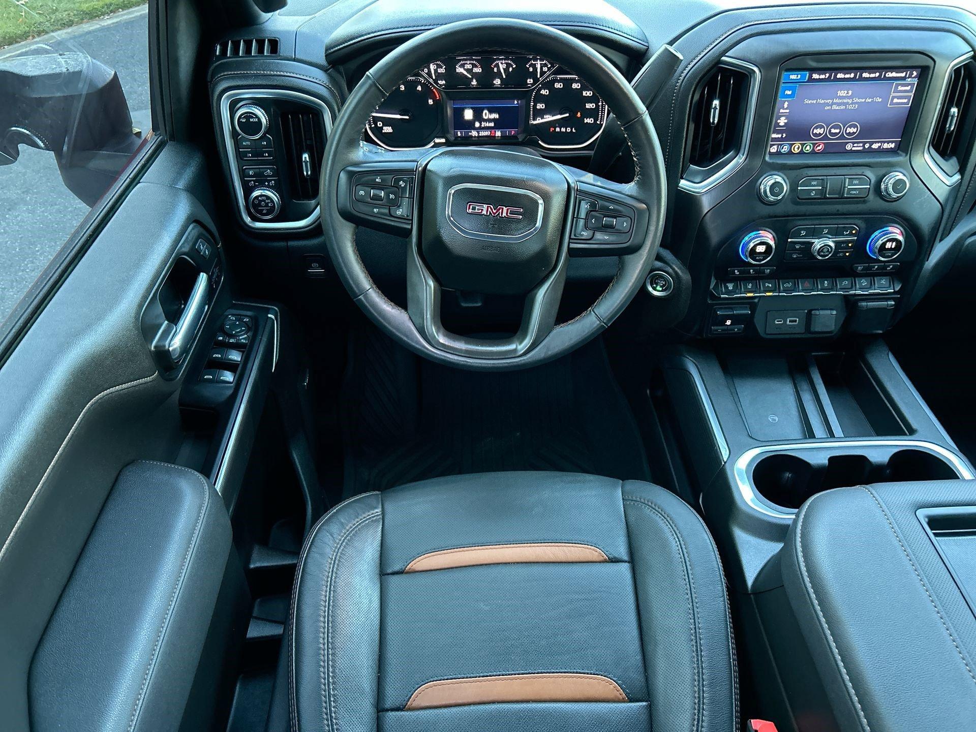 GMC Sierra 2500 Hd At4 Four Wheel Drive Crew Cab - Thumbnail 17