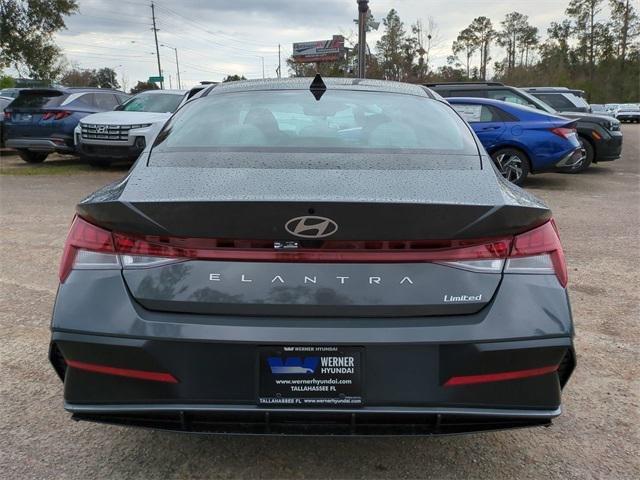 Hyundai Elantra Limited Fwd 4D Sedan - Thumbnail 7