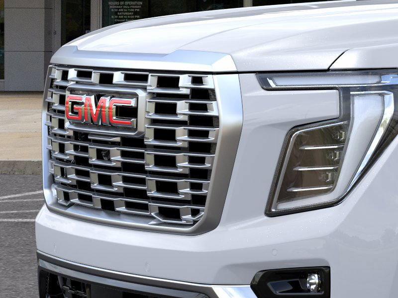 GMC Yukon Xl Denali Four Wheel Drive Suv - Thumbnail 15
