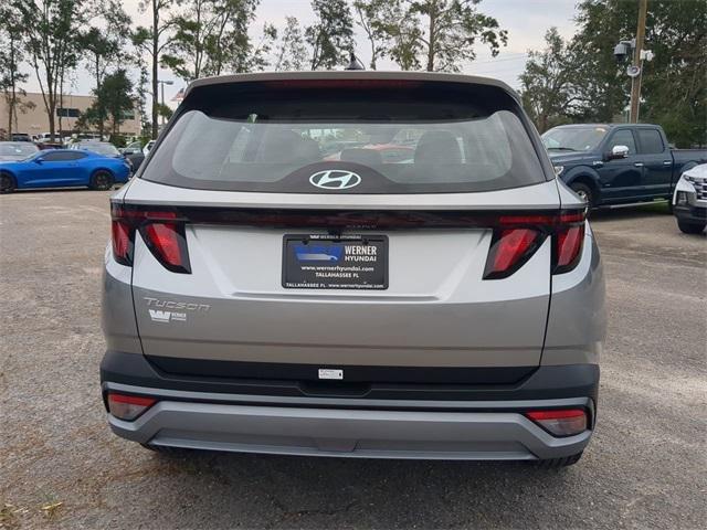 Hyundai Tucson Se Fwd Fwd 4D Sport Utility - Thumbnail 7