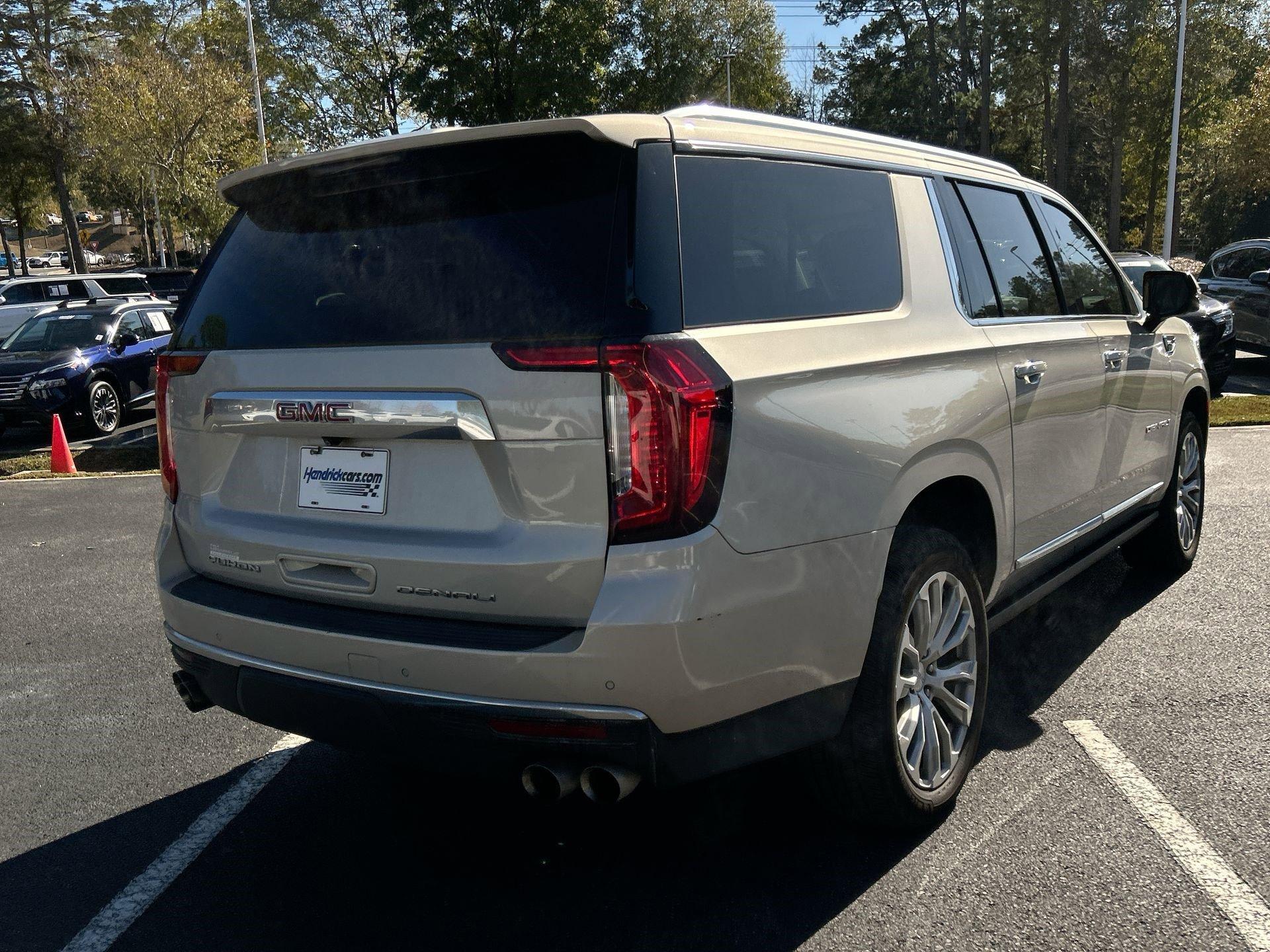 GMC Yukon Xl Denali Four Wheel Drive Suv - Thumbnail 9