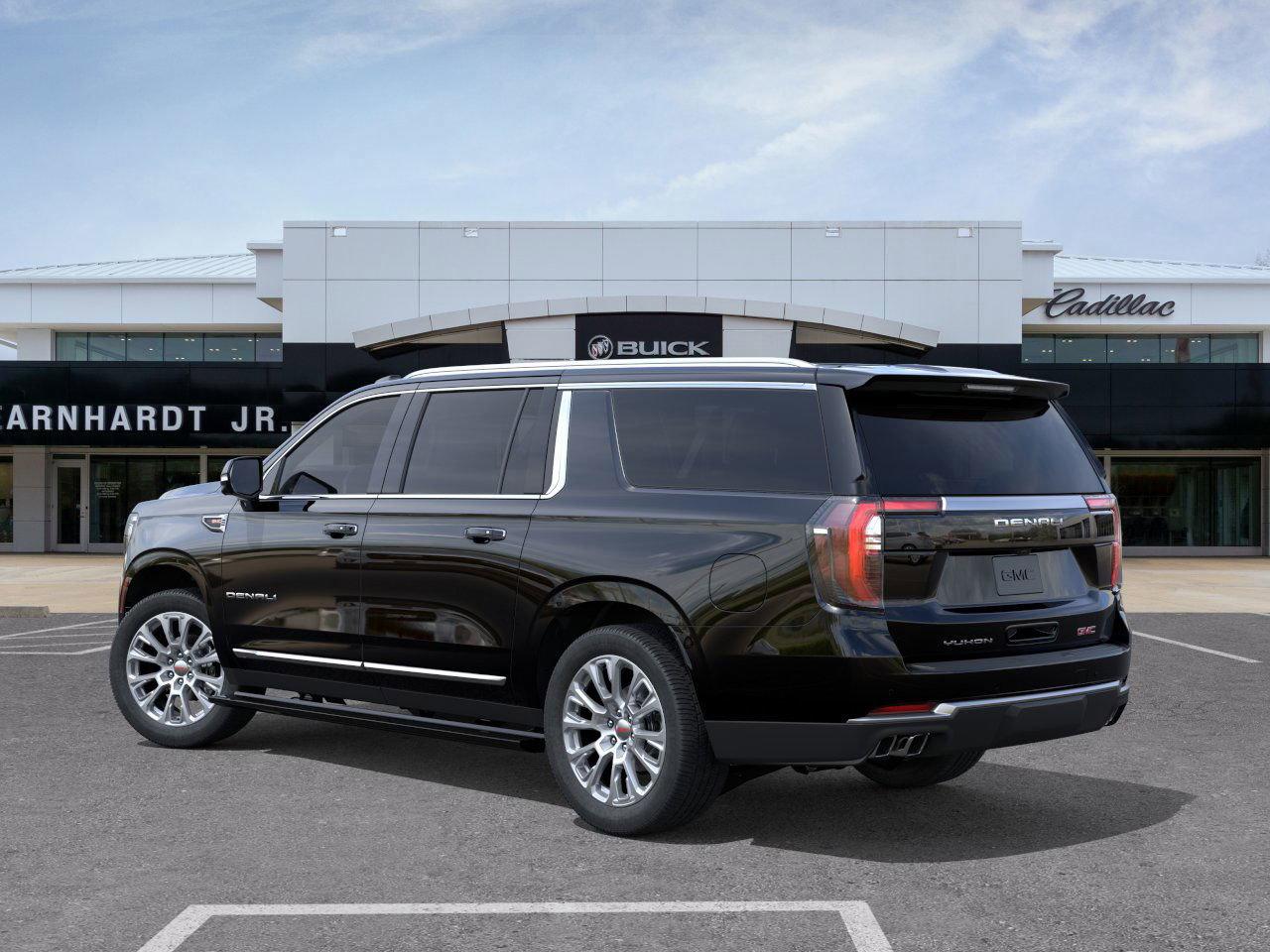 GMC Yukon Xl Denali Four Wheel Drive Suv - Thumbnail 5