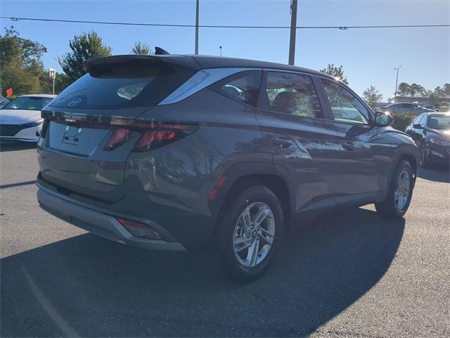 Hyundai Tucson Se Fwd Fwd 4D Sport Utility - Thumbnail 6