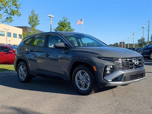 Hyundai Tucson Se Fwd Fwd 4D Sport Utility - Thumbnail 4