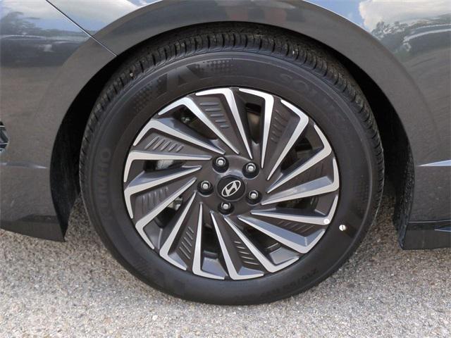 Hyundai Sonata Hybrid Sel Fwd 4D Sedan - Thumbnail 12