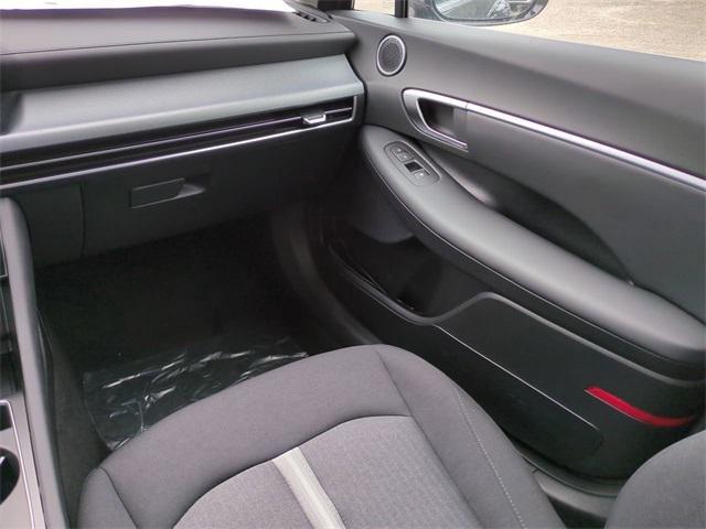 Hyundai Sonata Hybrid Sel Fwd 4D Sedan - Thumbnail 17