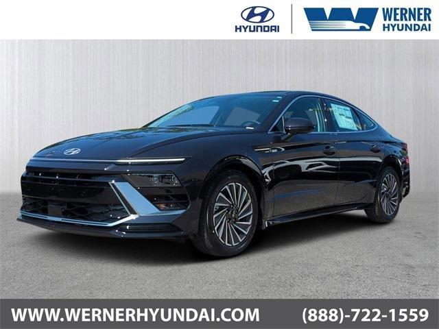 Hyundai Sonata Hybrid Sel Fwd 4D Sedan - View 1
