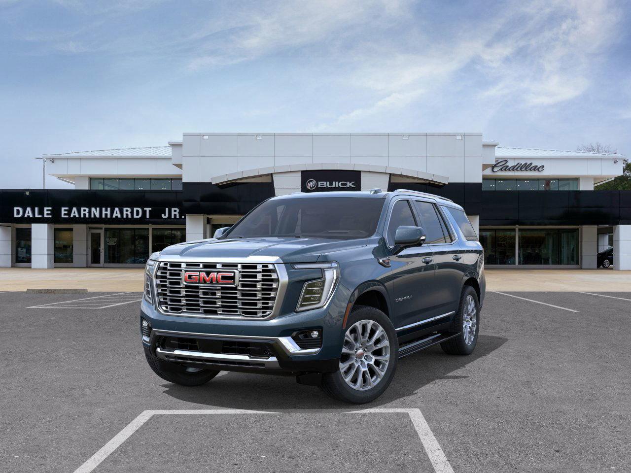 GMC Yukon Denali Four Wheel Drive Suv - Thumbnail 10