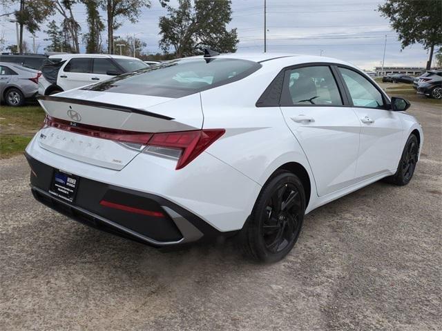 Hyundai Elantra Hybrid Sel Sport Fwd 4D Sedan - Thumbnail 6