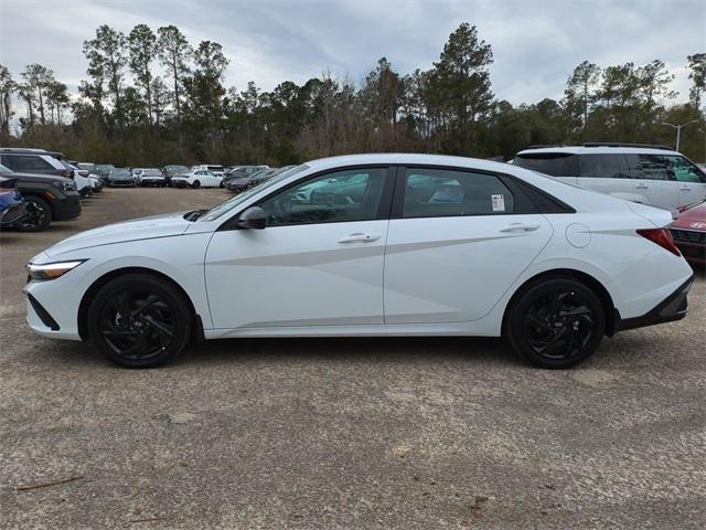 Hyundai Elantra Hybrid Sel Sport Fwd 4D Sedan - Thumbnail 9