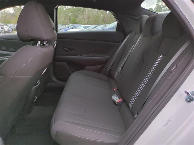 Hyundai Elantra Hybrid Sel Sport Fwd 4D Sedan - Thumbnail 14