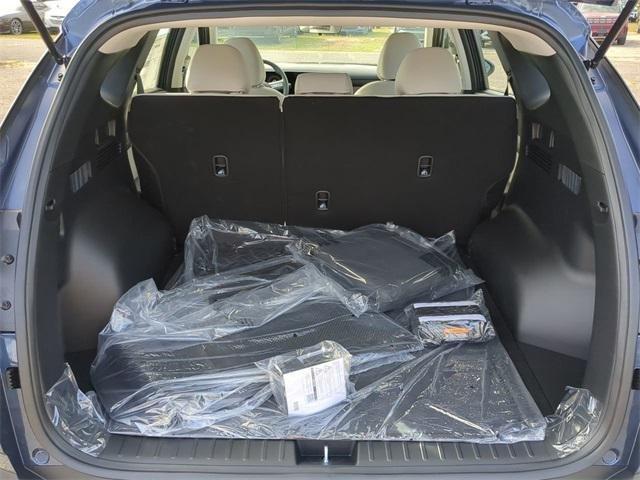 Hyundai Tucson Se Fwd Fwd 4D Sport Utility - Thumbnail 14