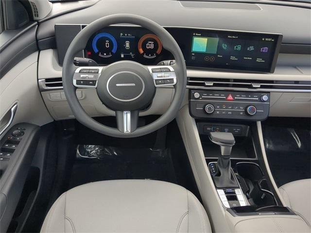 Hyundai Tucson Se Fwd Fwd 4D Sport Utility - Thumbnail 17