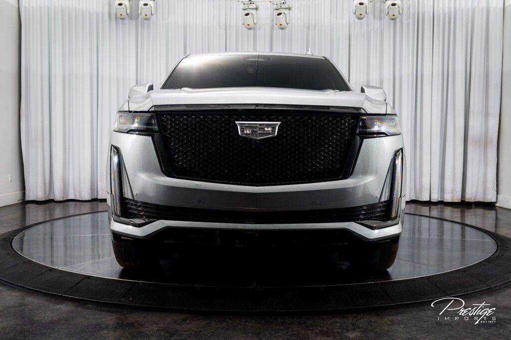 Cadillac Escalade ESV - Thumbnail 3