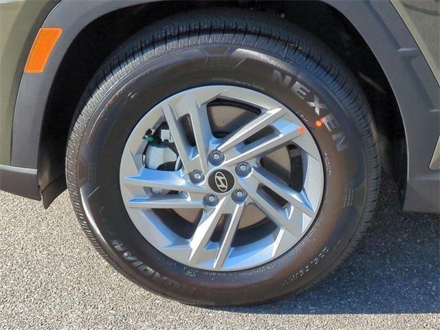 Hyundai Tucson Se Fwd Fwd 4D Sport Utility - Thumbnail 12