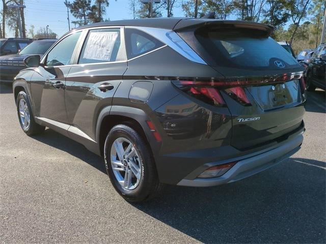 Hyundai Tucson Se Fwd Fwd 4D Sport Utility - Thumbnail 8