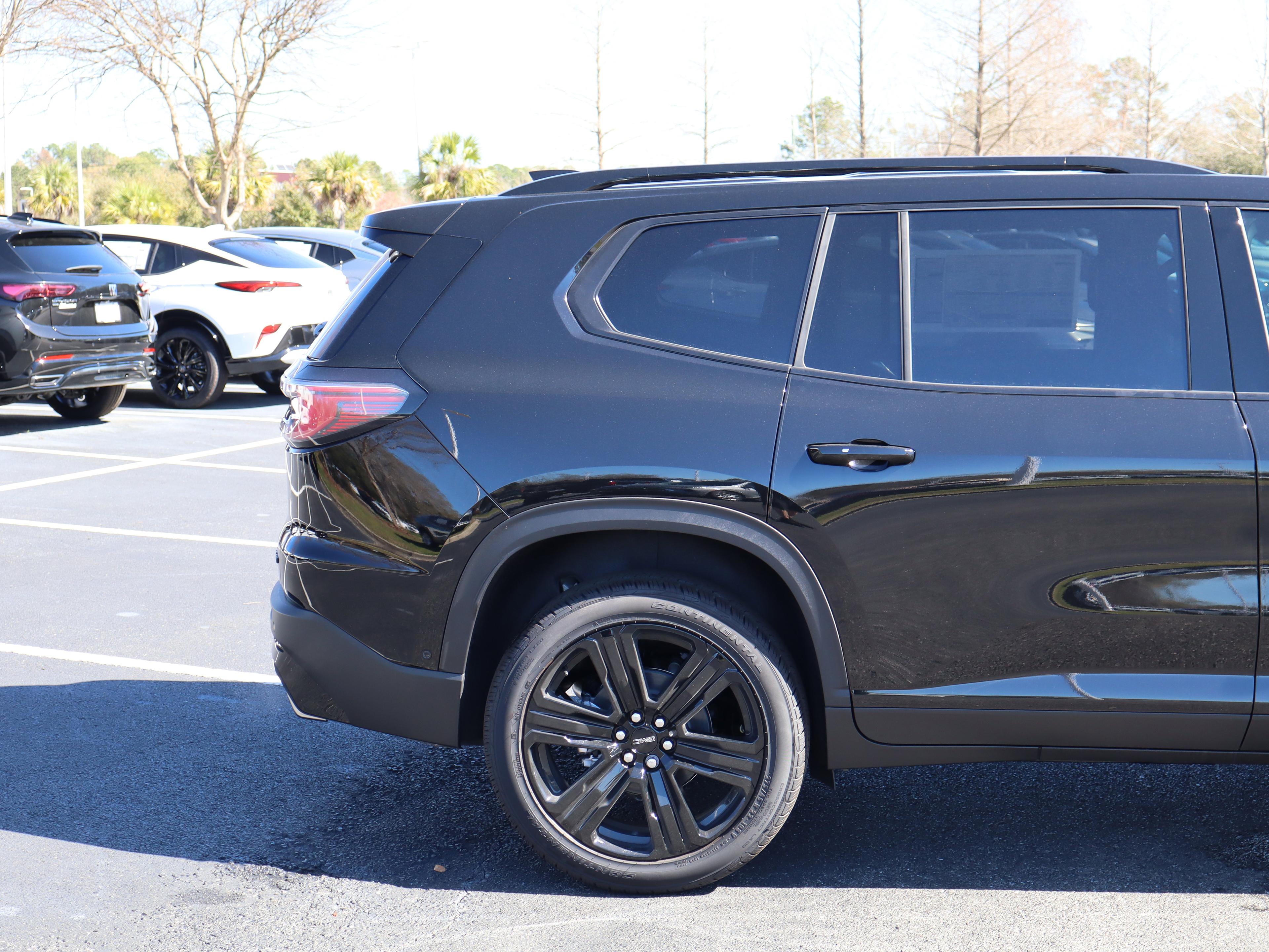 GMC Acadia Elevation Front Wheel Drive Suv - Thumbnail 10