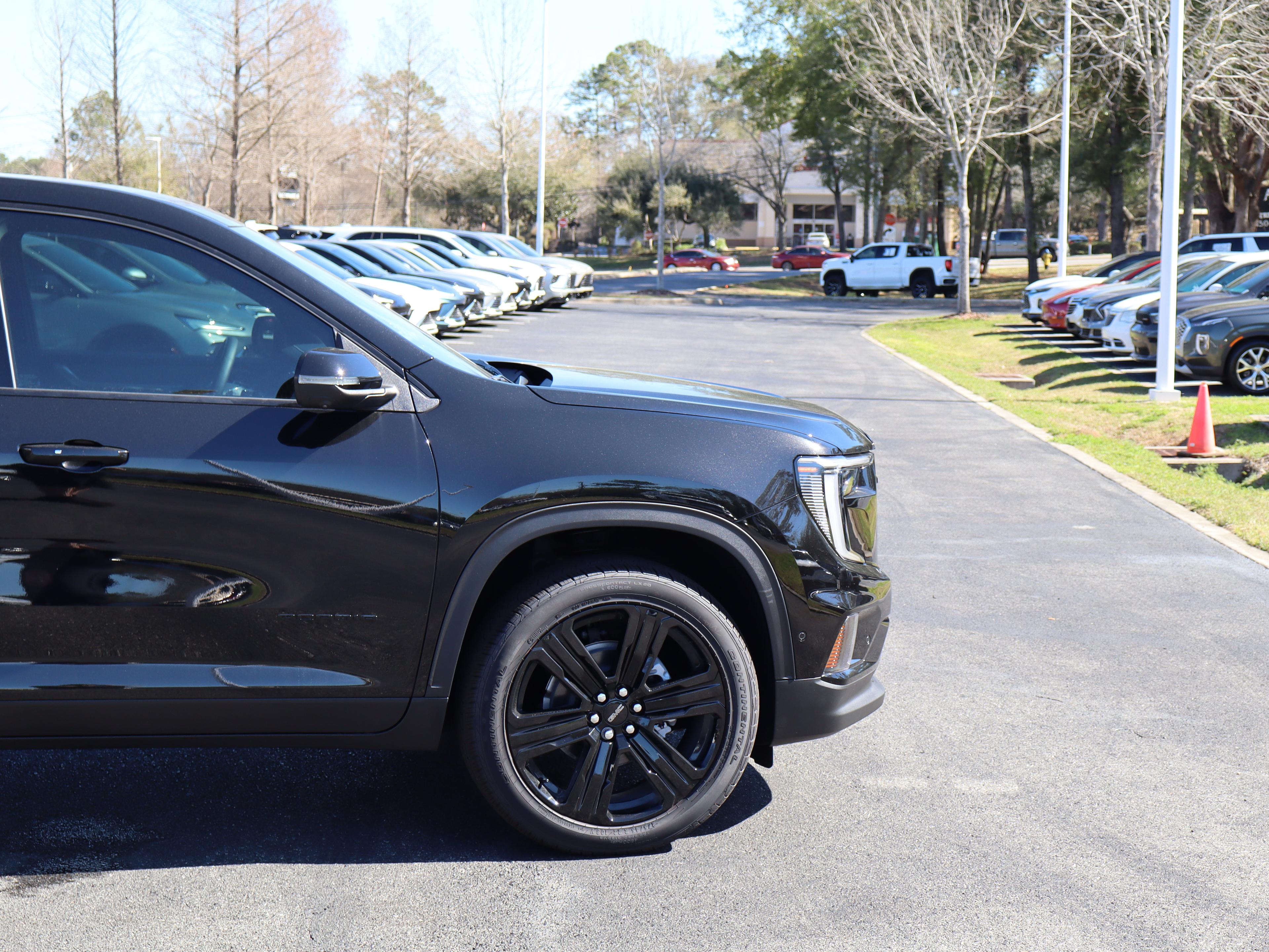 GMC Acadia Elevation Front Wheel Drive Suv - Thumbnail 11