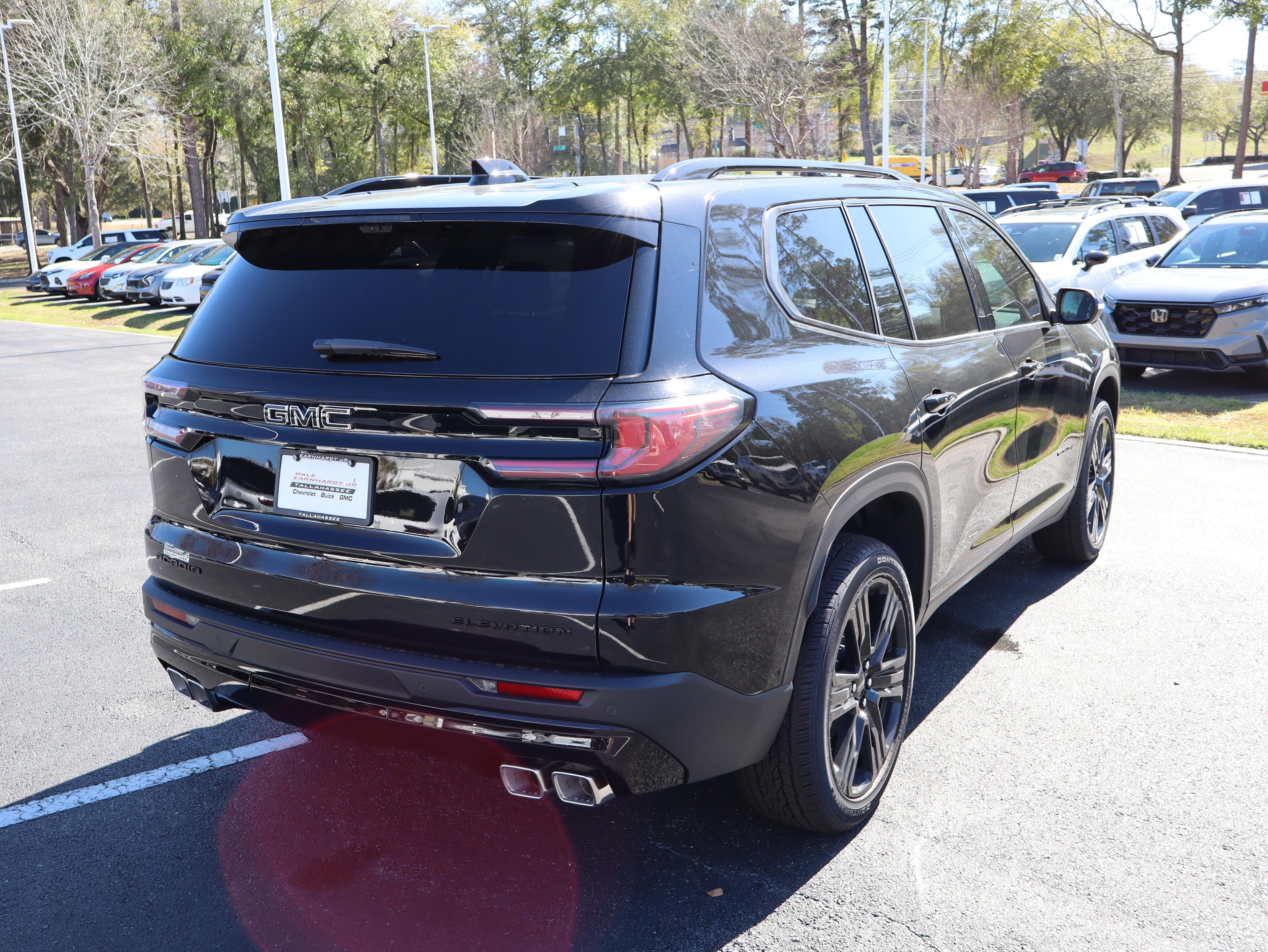 GMC Acadia Elevation Front Wheel Drive Suv - Thumbnail 9