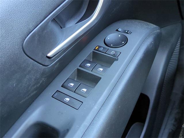 Hyundai Tucson Se Fwd Fwd 4D Sport Utility - Thumbnail 17