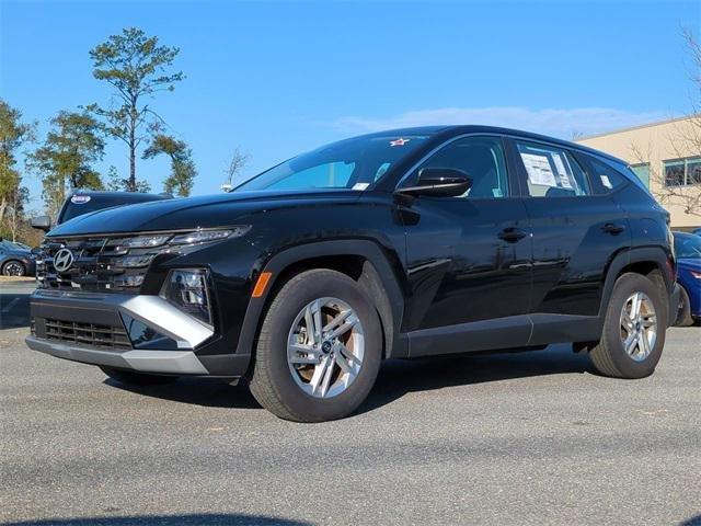 Hyundai Tucson Se Fwd Fwd 4D Sport Utility - Thumbnail 3