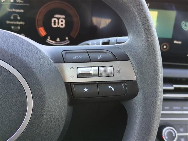 Hyundai Tucson Se Fwd Fwd 4D Sport Utility - Thumbnail 19