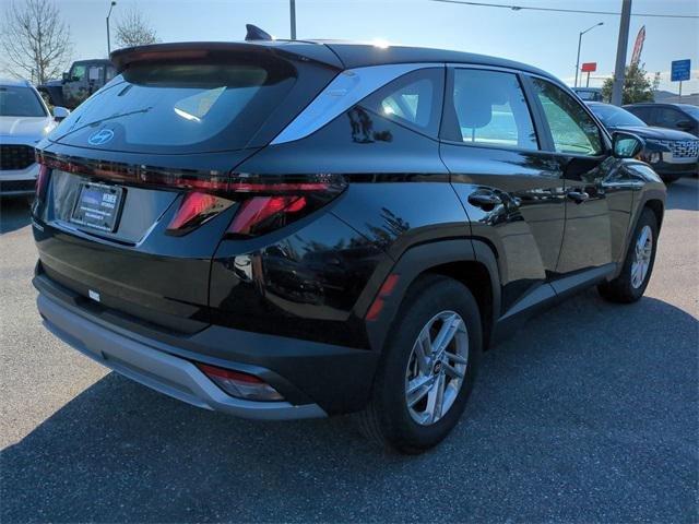 Hyundai Tucson Se Fwd Fwd 4D Sport Utility - Thumbnail 6