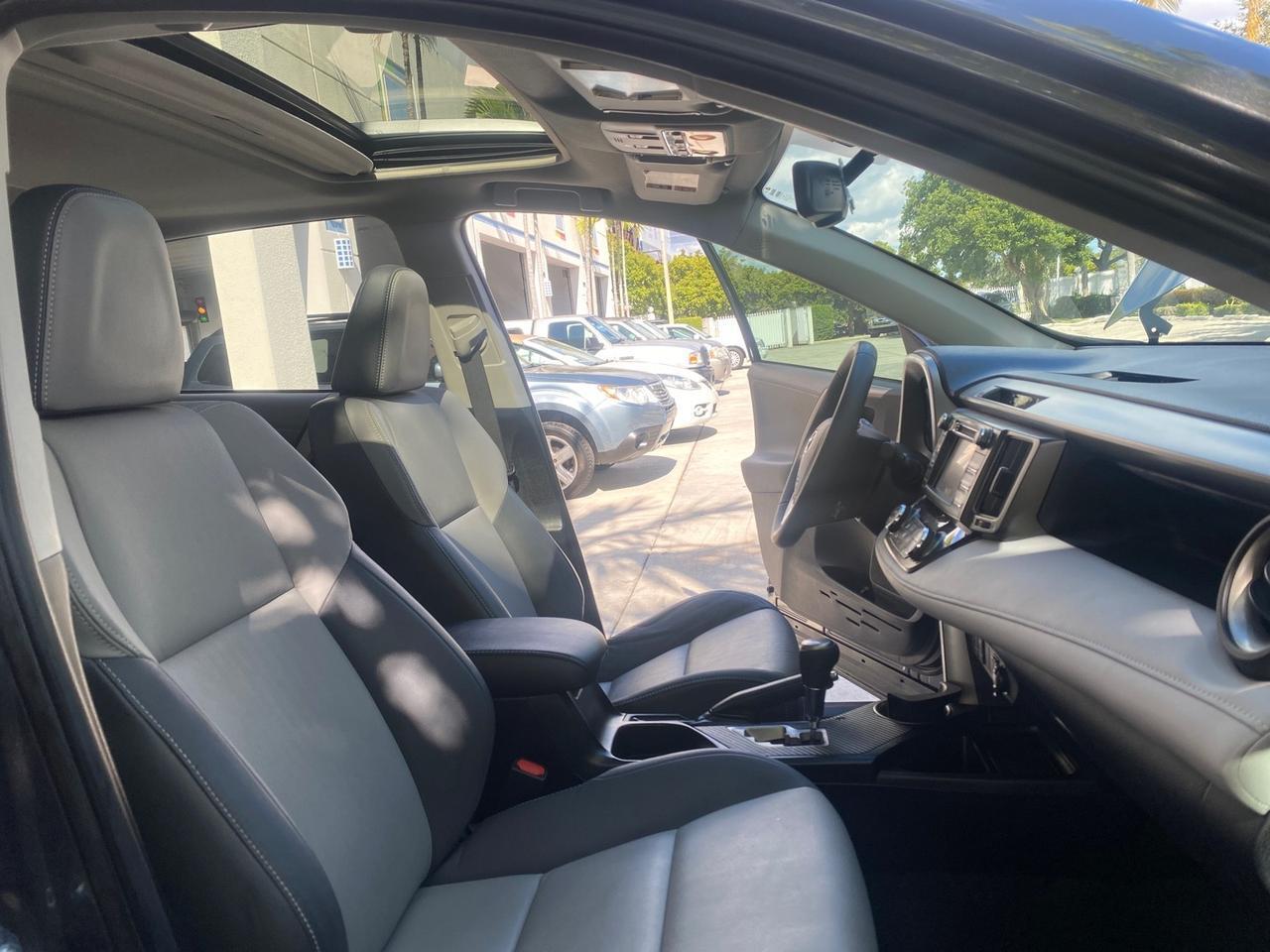 Toyota RAV4 - Thumbnail 13