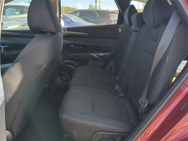 Hyundai Tucson Se Fwd Fwd 4D Sport Utility - Thumbnail 14