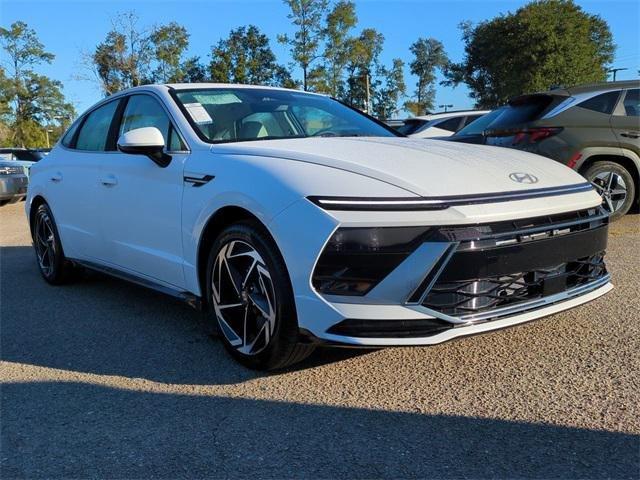 Hyundai Sonata Sel Sport Fwd 4D Sedan - Thumbnail 4