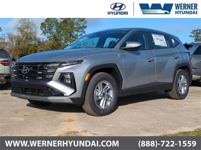 Hyundai Tucson Se Fwd Fwd 4D Sport Utility - Thumbnail 2