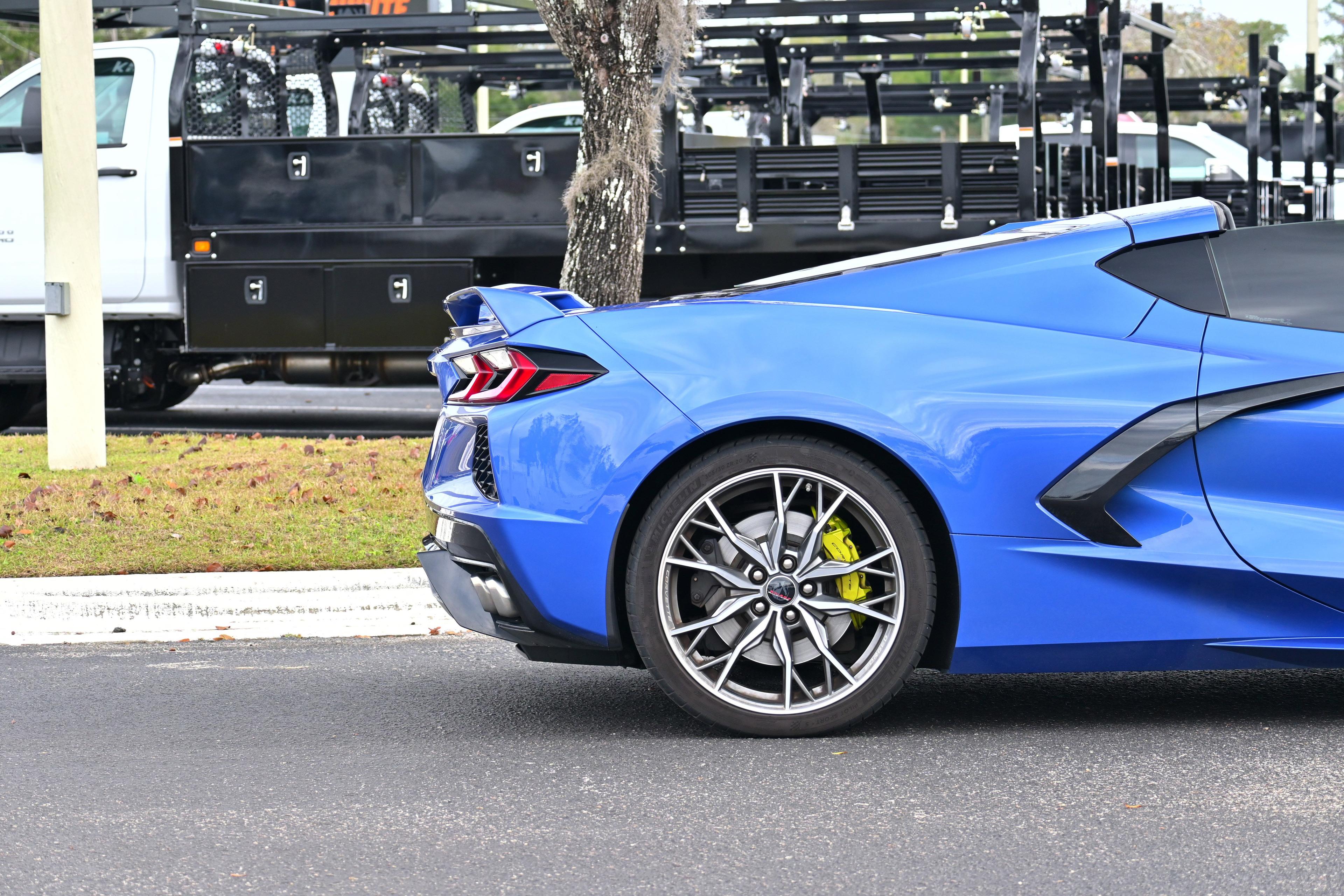 Chevrolet Corvette Stingray 3Lt Rear Wheel Drive Coupe - Thumbnail 5