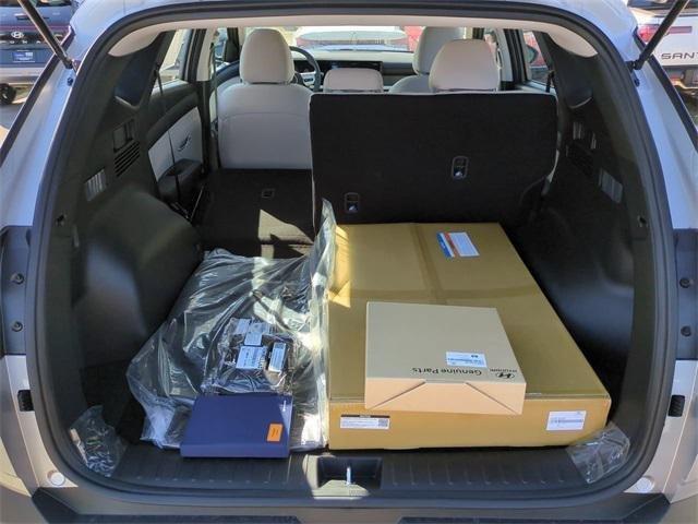 Hyundai Tucson Se Fwd Fwd 4D Sport Utility - Thumbnail 14